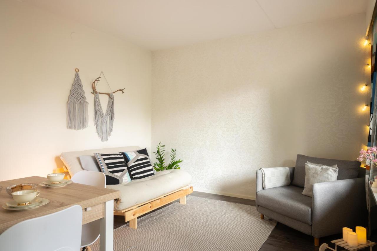 Scandi In Near Uni, Free Parking Appartement *